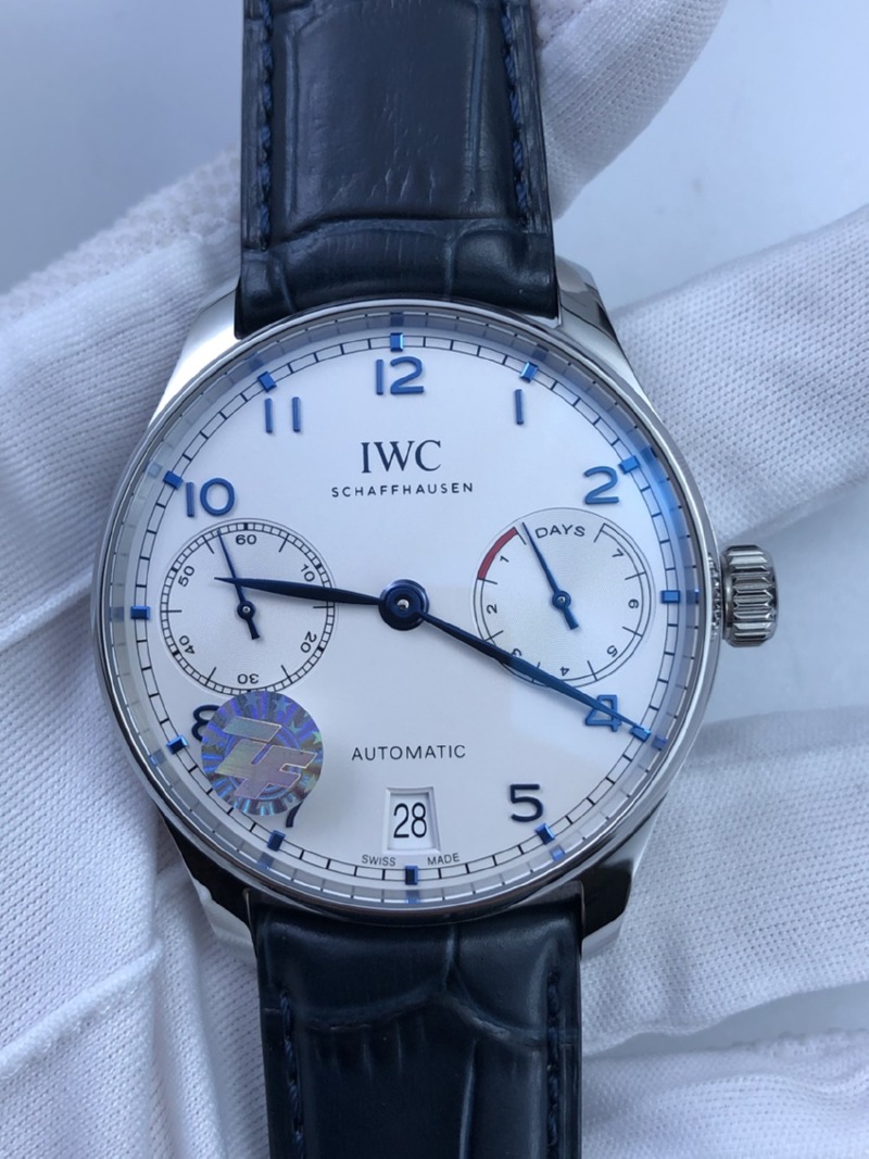 IWC 포르투기즈 부엉이 화이트다이얼 블루핸즈 굿즈팩토리